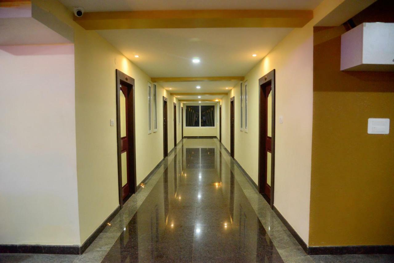 Hotel Souparnika Сагар Экстерьер фото